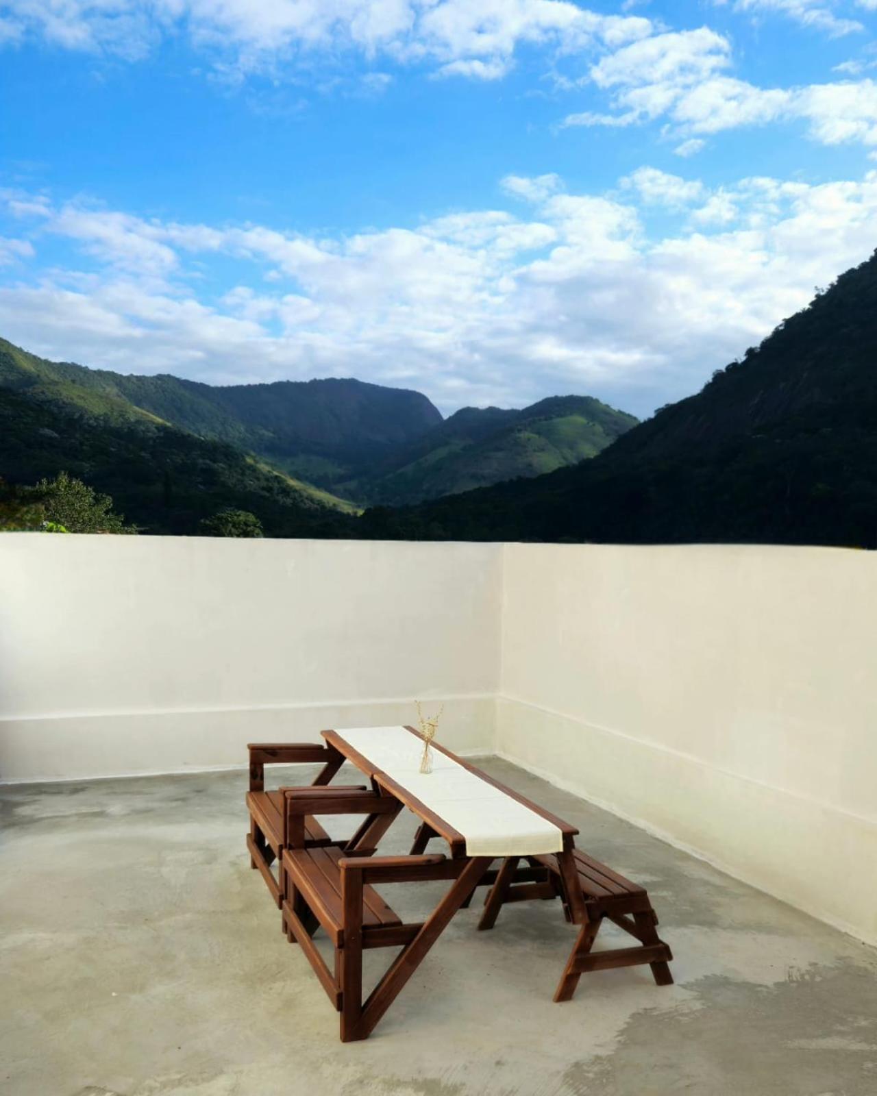 Cantinho Na Serra - Apartamento サンタ・マリア・マダレナ エクステリア 写真