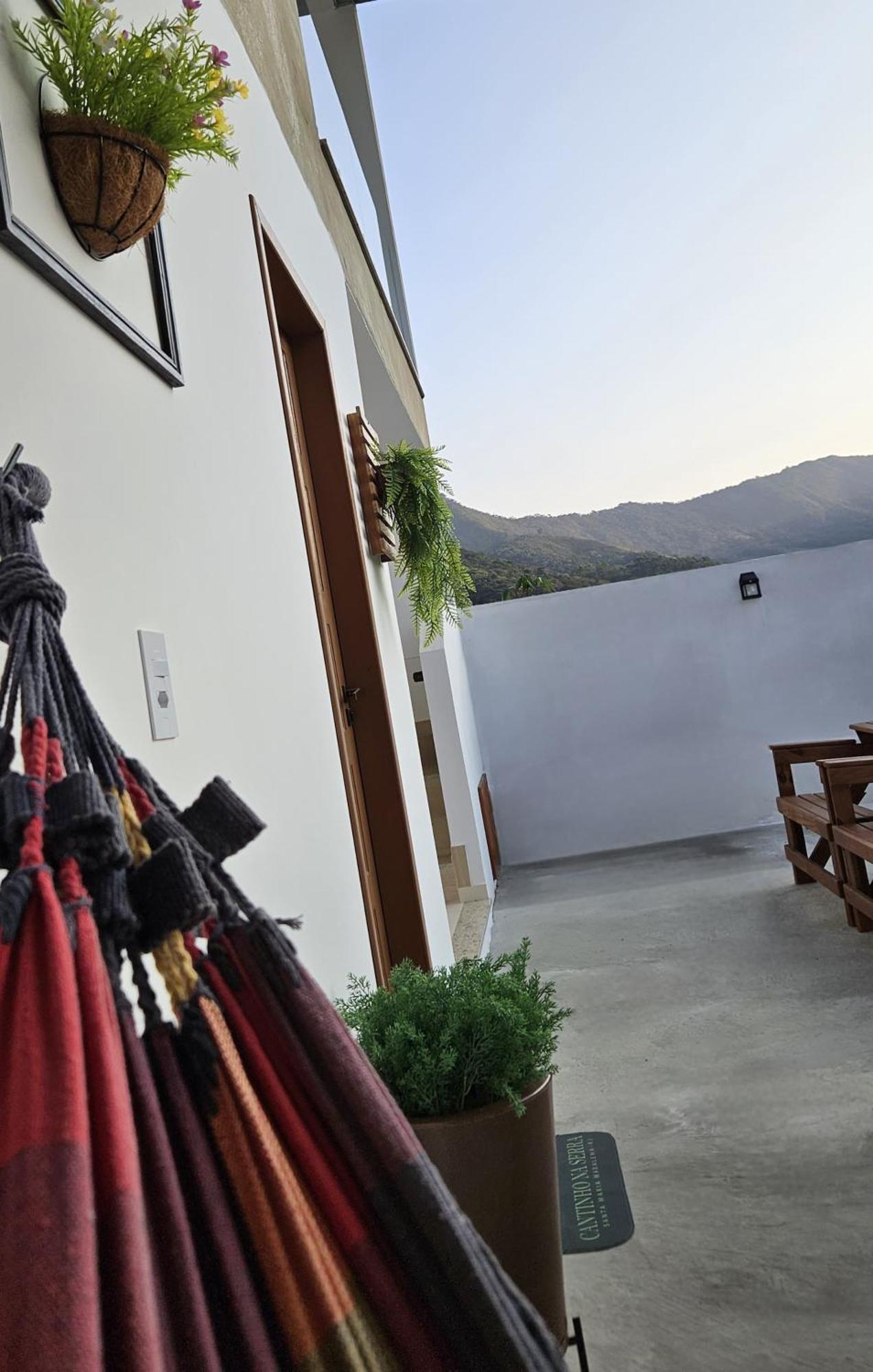 Cantinho Na Serra - Apartamento サンタ・マリア・マダレナ エクステリア 写真